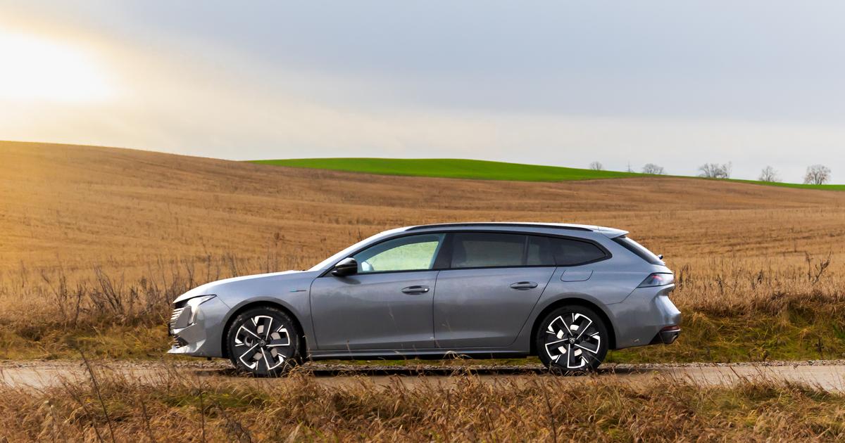  Peugeot 508 SW to dalej piękne auto, ale z dziwną hybrydą. Ten silnik mnie zaskoczył