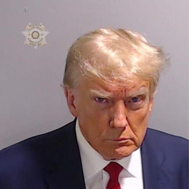 Donald Trump w więzieniu hrabstwa Fulton w Atlancie w stanie Georgia, USA