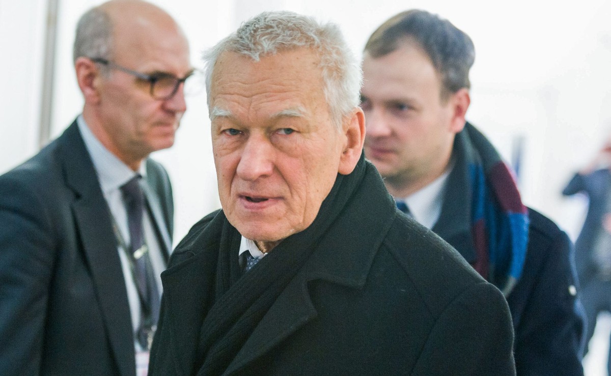 Morawiecki: Syn powinien przeprosić za słowa z Monachium. Pawłowicz: Proszę nie być drugą Romaszewską