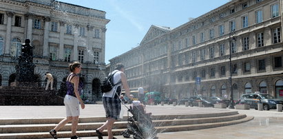 Kurtyny wodne wracają do stolicy