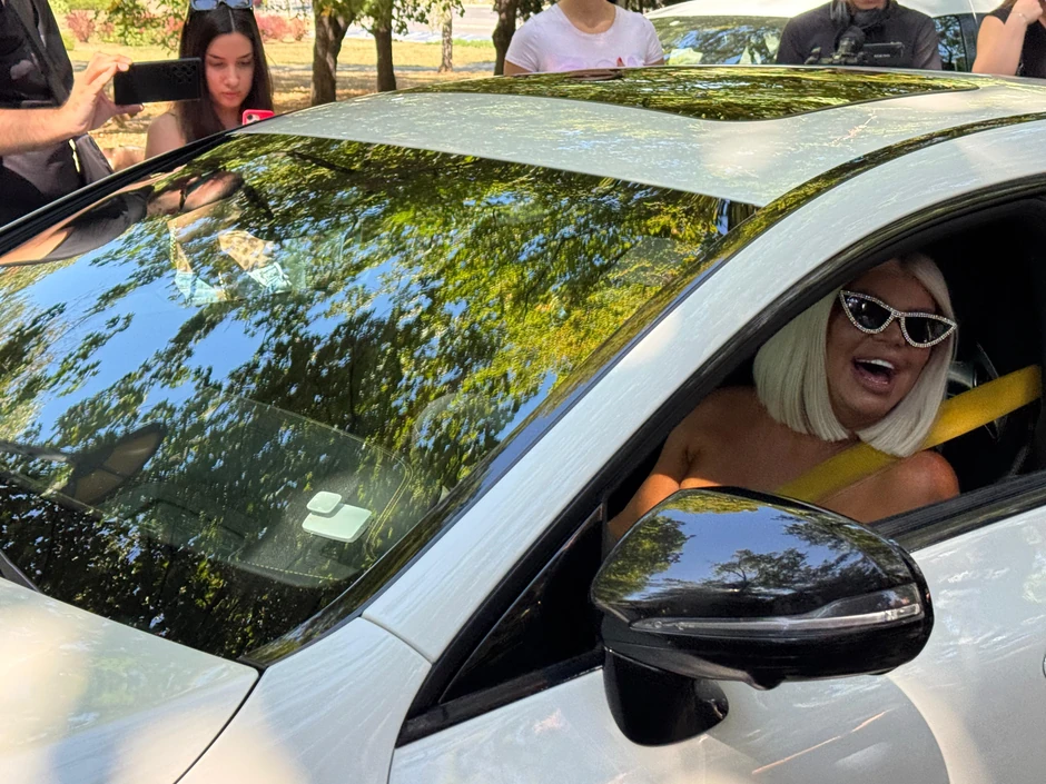 Dara Bubamara, paparaco