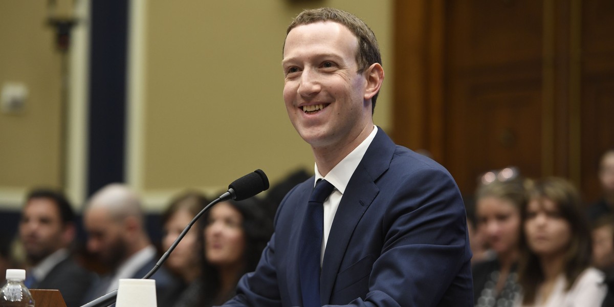 The Verge opublikował nagrania z rozmowy między Markiem Zuckerbergiem a pracownikami firmy. Szef koncernu wypowiada się m.in. o sądowej walce z próbami rozbicia koncernu.