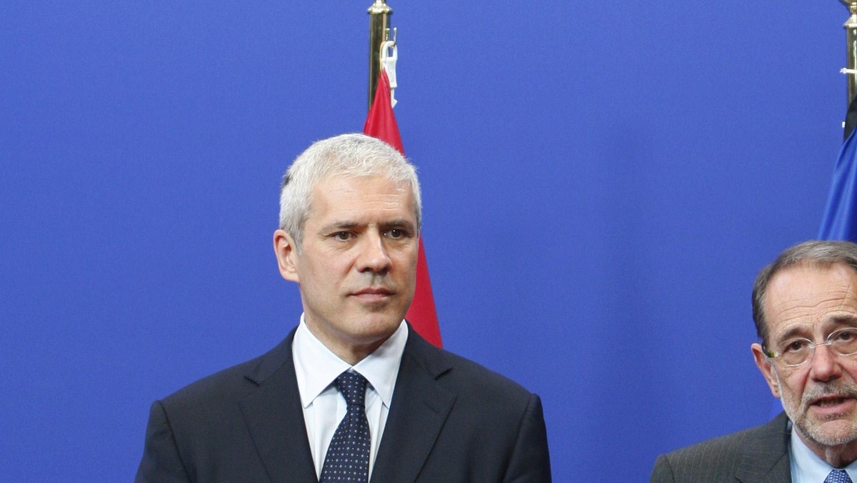 Prezydent Serbii Boris Tadić przeprosił za masakrę około 200 chorwackich jeńców wojennych i cywilów w szpitalu w chorwackim Vukovarze po opanowaniu przez Serbów miasta w listopadzie 1991 roku w czasie wojny 1991-1995.