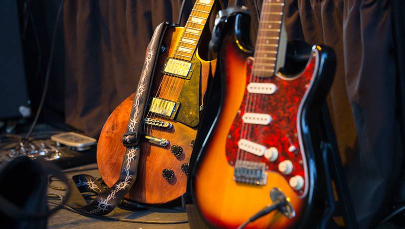 Die ewige Frage: Fender oder Gibson? Die beliebtesten E-Gitarren im Vergleich