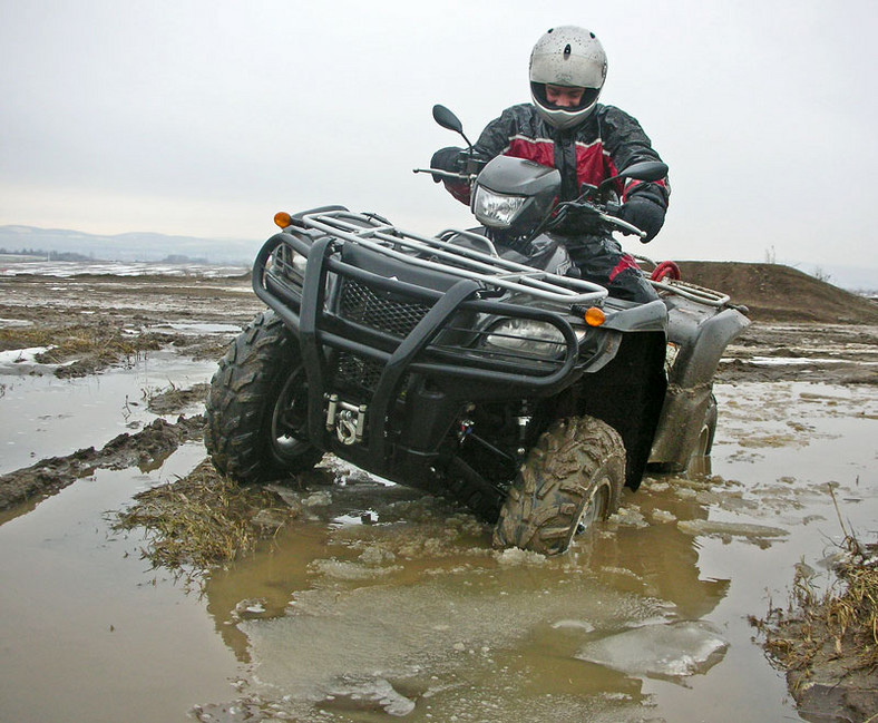 Suzuki Kingquad LTA 750 AXi LE 4x4 – śnieżne szaleństwo