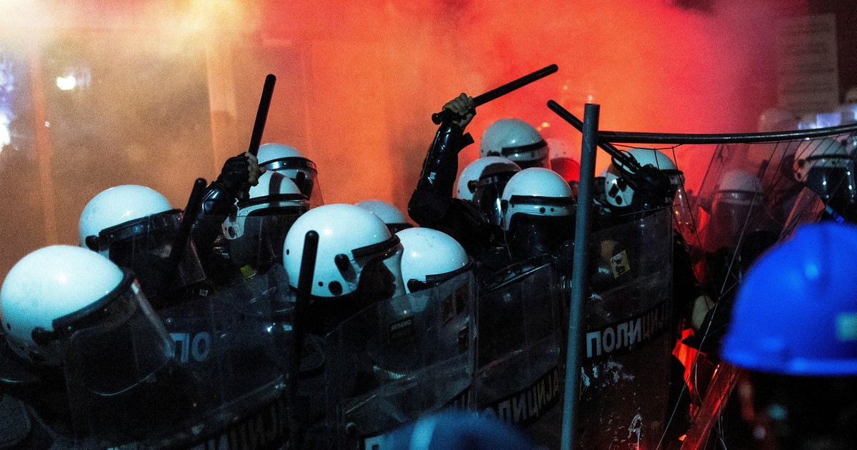 W Serbii wrze, protestujący chcą przyspieszonych wyborów. "Siedzimy na beczce prochu"