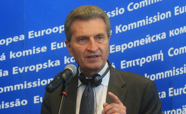 Komisarz UE ostrzega w związku z ustawą medialną. Rzecznik prezydenta odpowiada