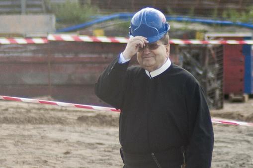 O. Tadeusz Rydzyk na placu budowy ciepłowni geotermalnej