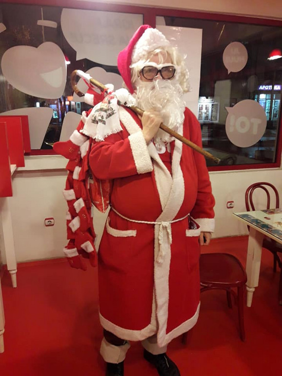 Dragan kao Deda Mraz