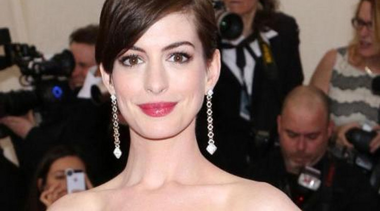 Anne Hathaway-t kiakasztotta a hírnév