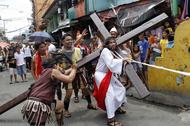Fotografia zdjęcia Filipiny Wielkanoc droga krzyżowa