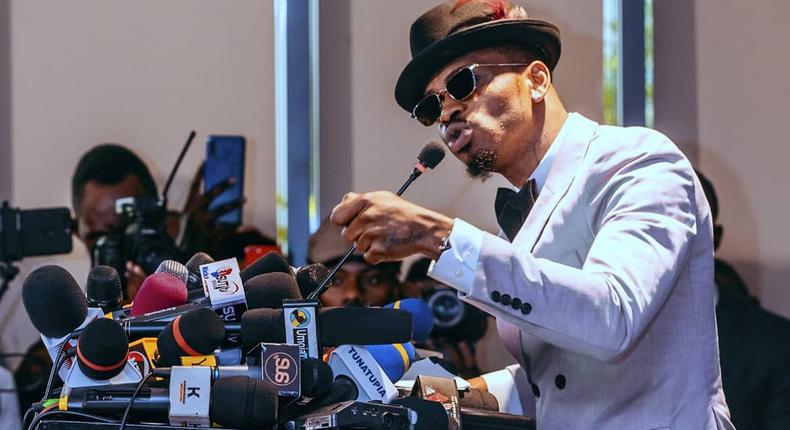 Diamond Platnumz makes peace with his former allies Bob Junior, Kifesi, Mwarabu Fighter Q Boy Msafi and Papa Misifa ahead of his Major concert