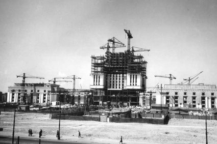 65 lat temu otwarto Pałac Kultury i Nauki oraz Stadion X-lecia
