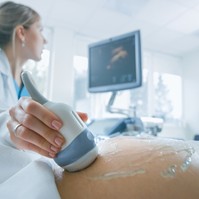 Ezért kötik a magzati szívhang meghallgatásához az abortusz elvégzését