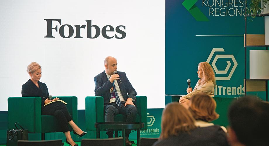 O tym, jak raportowanie ESG zmieni strategie firm, dyskutowali w czasie konferencji Local Trends (od lewej): Iwona Sroka (Murapol), Kamil Sobolewski (Pracodawcy RP) i Magdalena Krukowska („Forbes Polska).