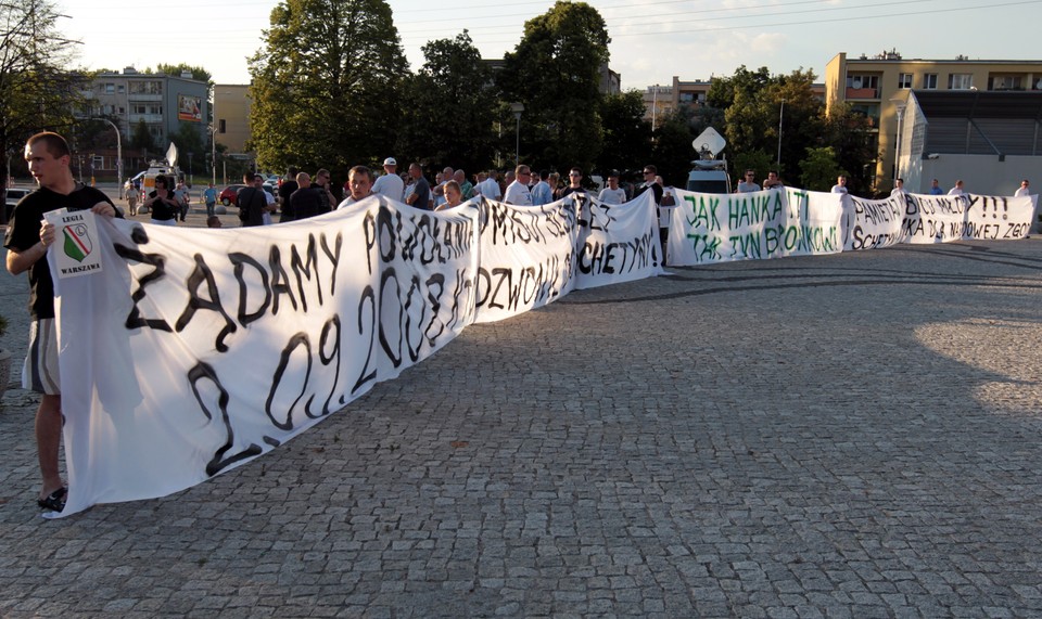 WARSZAWA DEBATA WYBORCZA PIKIETA TVP