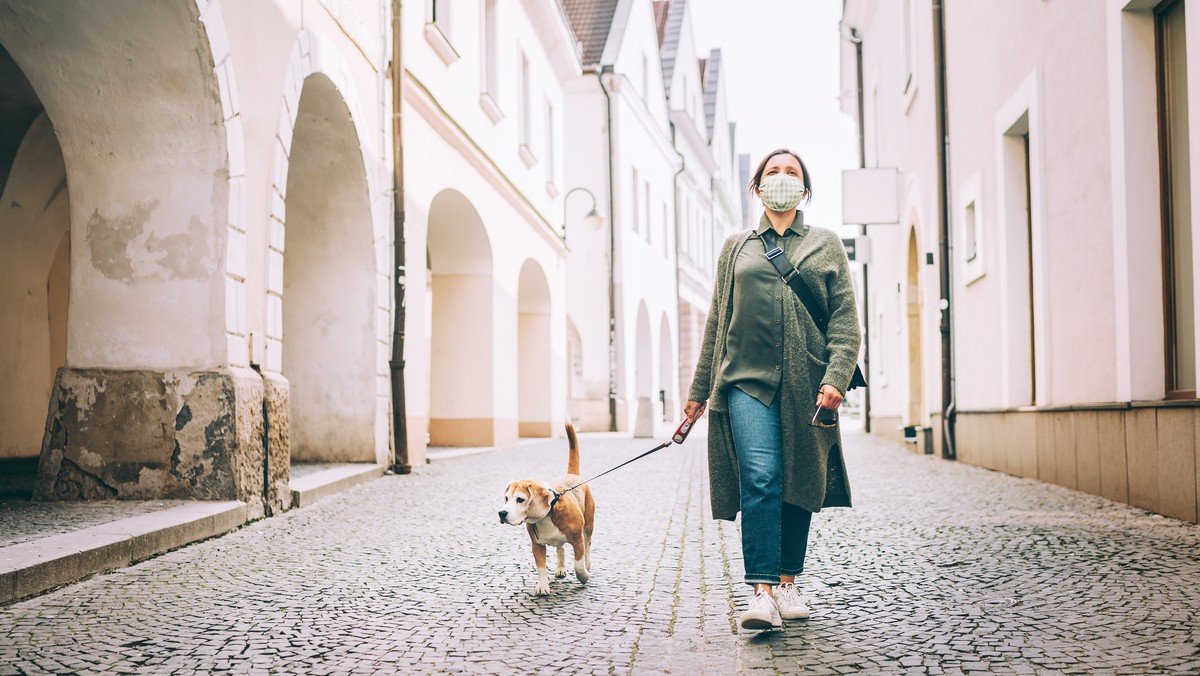 Pies w Koronie. Psiarze wspierają się w pandemii