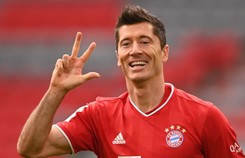 Kolejny hat-trick Lewandowskiego dał Bayernowi zwycięstwo