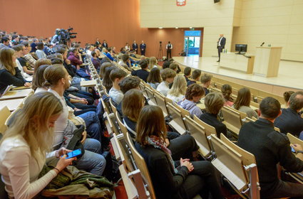 Nie pracują i mieszkają z rodzicami. Polscy studenci w ogonie Europy