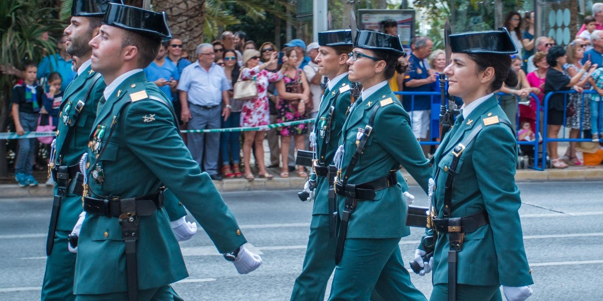 Hiszpania, Malaga. Strażniczka dostała okres na służbie. Zostanie ukarana?