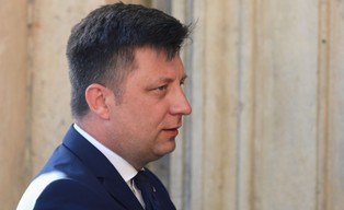 Dworczyk: Nie zanotowano wzrostu skażenia radioaktywnego. Takie informacje to fake newsy