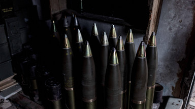 Europejski przemysł obronny nie nadąża z produkcją broni. Żąda gwarancji od NATO