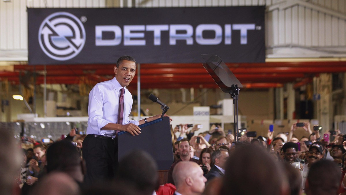 U.S. President Obama delivers remarks after his tour of the Daimler Detroit Diesel plant in Redford