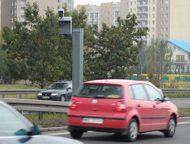 Fotoradar przyjacielem samorządów? Patologie związane z miernikami prędkości użytkowanymi przez gminy