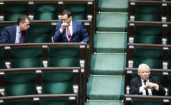 Nocna wrzuta w Sejmie. PiS zmienił Kodeks wyborczy w trybie budzącym zgrozę [OPINIA]