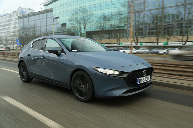 Mazda 3 2.0 Skyactiv-X AWD – hipster wśród kompaktów