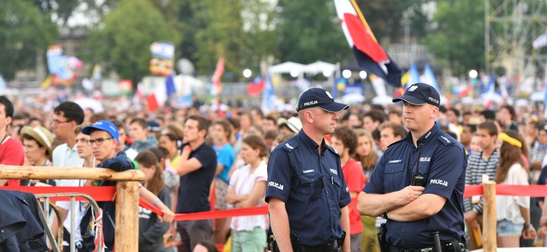 Policja głoduje podczas ŚDM? Rzecznik KGP: Nikt się nie skarżył, to prowokacja