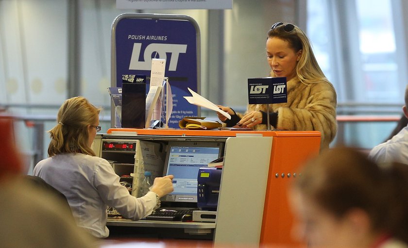 Joanna Przetakiewicz na lotnisku