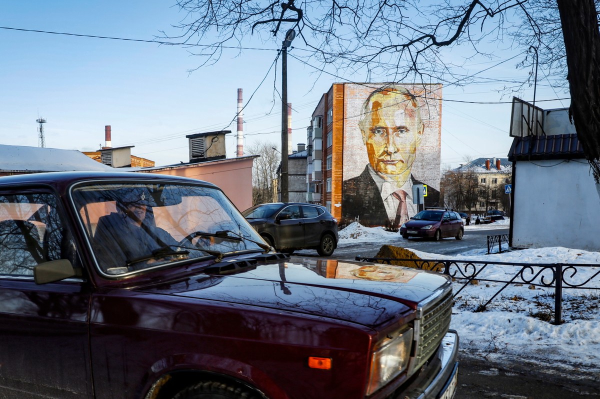Rok od wybuchu wojny w Ukrainie. Mural przedstawiający Władimira Putina, Kaszira, Moskwa