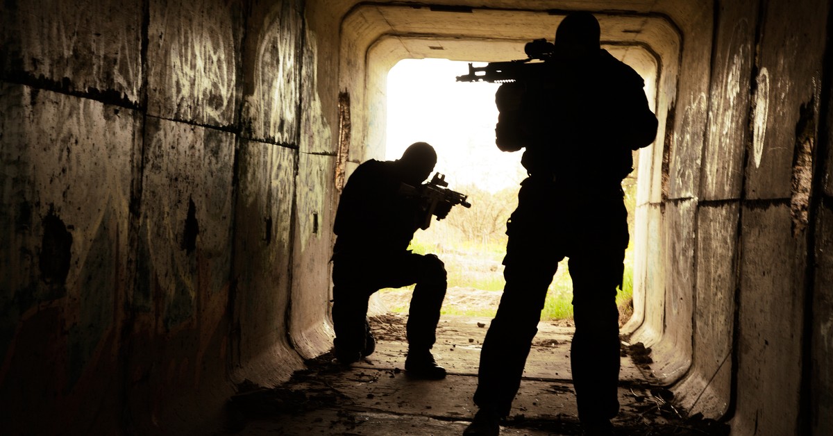 Trwa zeciekła "brudna bitwa" na północy. Rosjanami dowodzi ukraiński renegat