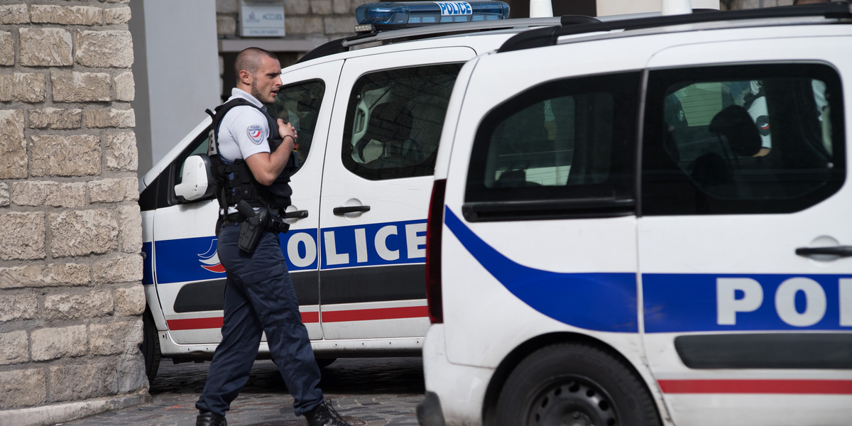 Ciała pięciu osób znalezione w mieszkaniu w Grenoble.