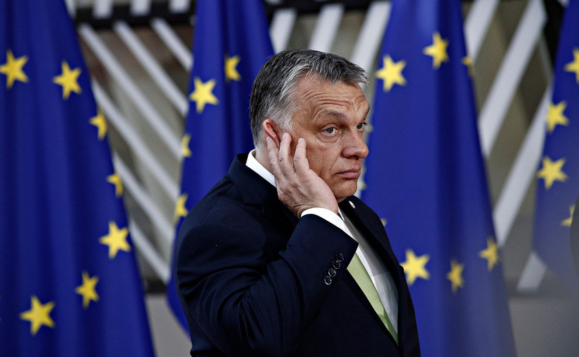 Kurza i Orbána miała połączyć wrogość do Sorosa.