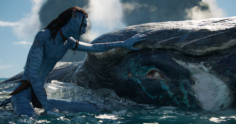 Kadr z filmu "Avatar: Istota wody"