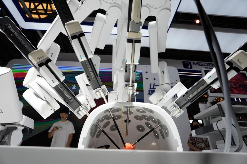 Svetska konferencija o veštačkoj inteligenciji u Šangaju 6. jula