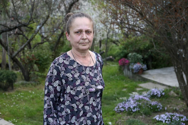 Dušica iz Mionice je 33 godine BRINULA O RODITELJIMA, a oni CELO NASLEDSTVO OSTAVILI SINU: "On nije prstom mrdnuo, napravili su ugovor o izdržavanju MENI IZA LEĐA"