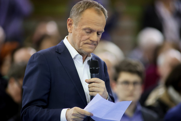 Donald Tusk, jeśli wygra wybory, nie podniesie wieku emerytalnego i zalegalizuje aborcję