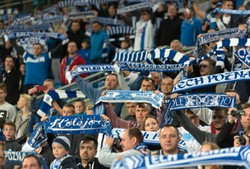 Ekstrakalsa: Kibice Lecha Poznań obrażali uchodźców. WIDEO