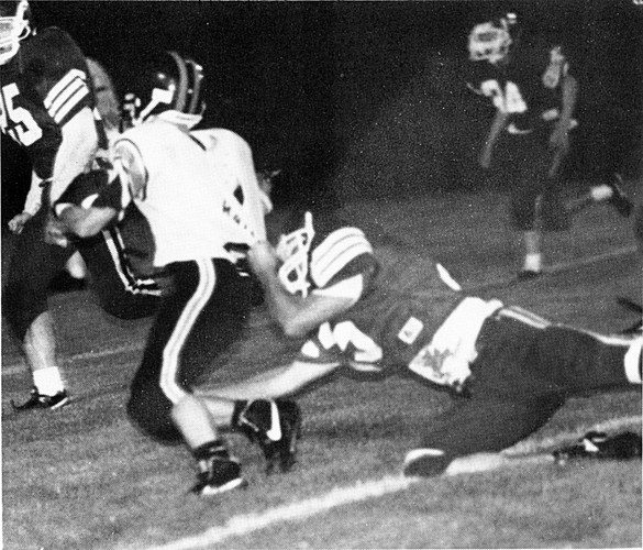 Ashton Kutcher i drużyna Clear Creek-Amana School w akcji – 1995 rok