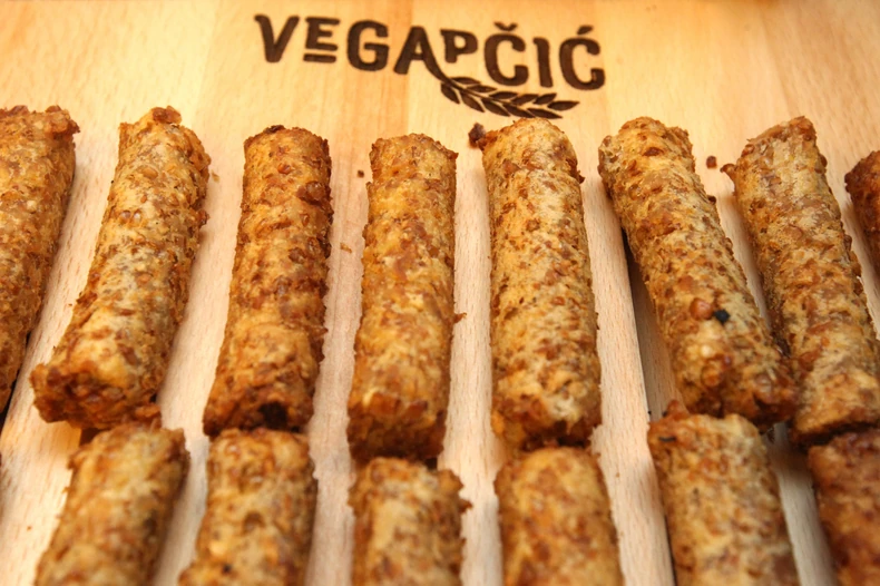 Vegetarijanski ćevapi