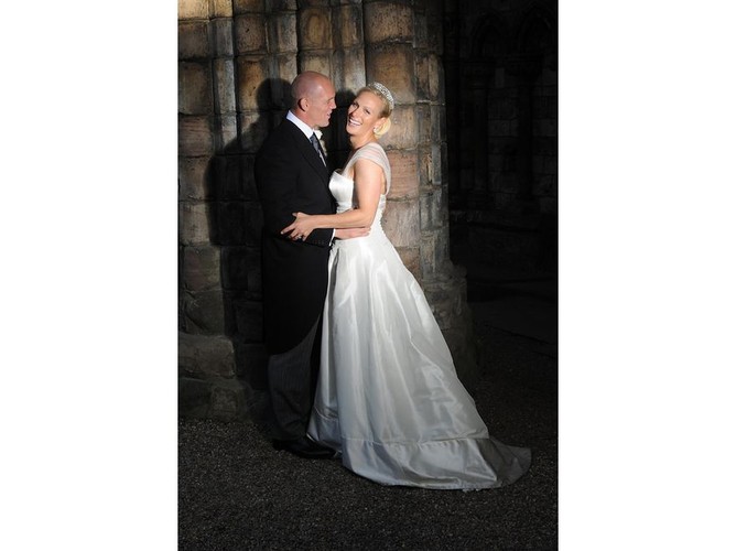 Kolejny ślub w rodzinie królewskiej. Zara Philips i Mike Tindall na ślubnym kobiercu