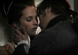 Historia miłosnego trójkąta – "Kochanek królowej" w polskich kinach