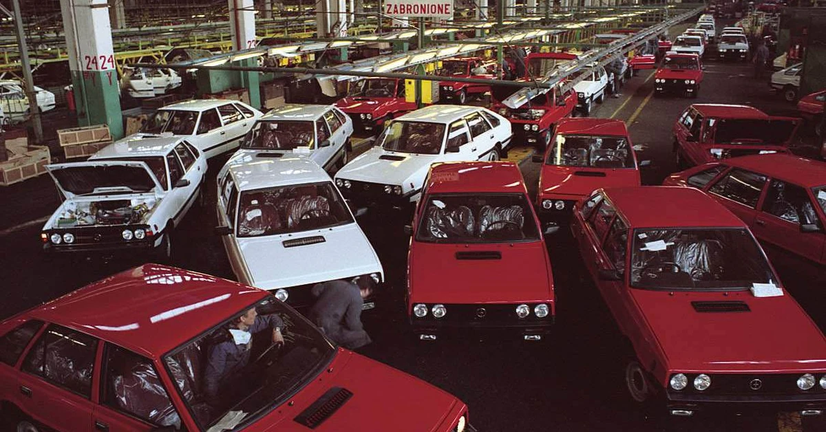 Rozpoznasz te ikony motoryzacji PRL? Wynik 8/10 to mistrz