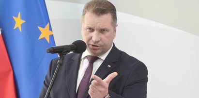 Przemysław Czarnek grozi samorządom. Polecieć mogą głowy wójtów i burmistrzów