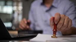 w służbie cywilnej będą dwa nowe stanowiska – jedno kierownicze, a dru