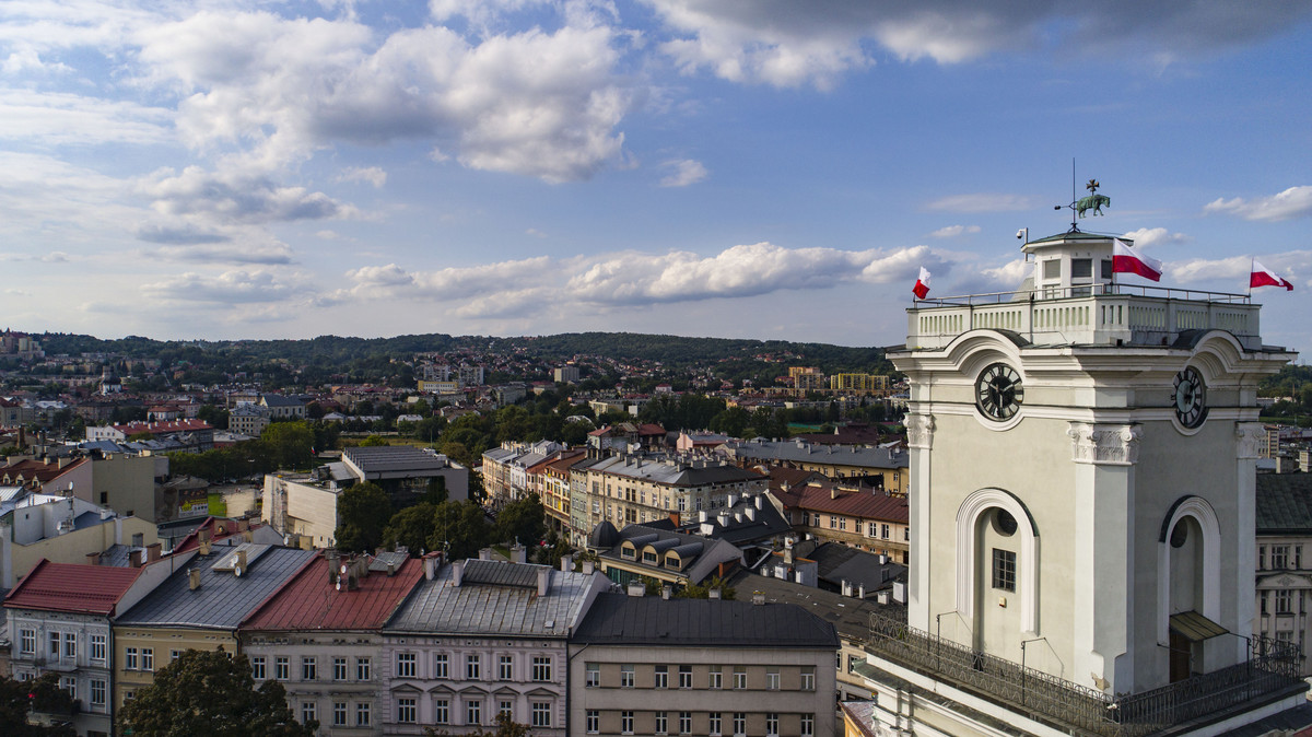 W Przemyślu zedrą z ciebie koszulkę. Zdjęcie z map Google hitem sieci