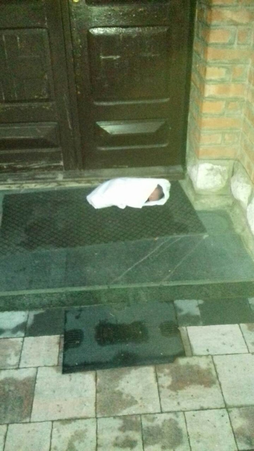 Mali Jovan ostavljen je ispred uzala u crkvu u Čajetini